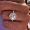 Round Cut Engagement Ring