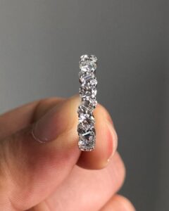 Round Baguette Prong Band