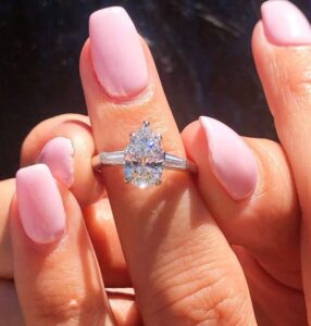 Pear Cut Engagement Ring
