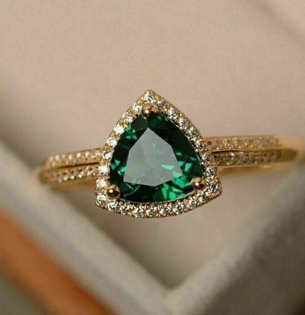 Trillion Halo Anniversary Ring