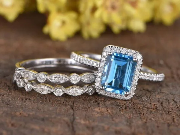 Emerald Halo Ring Set
