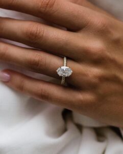Oval Solitaire Wedding Ring