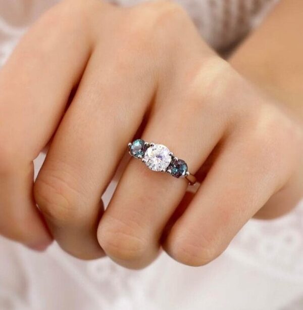 White Round Cut Three Stone Ring