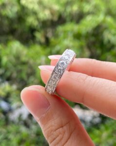 Round Prong Band Ring