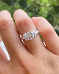 Round Half Bezel Ring