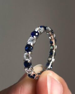 Round prong wedding band