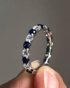 Round prong wedding band