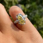 Oval solitaire proposal ring