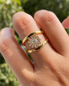 Round Bezel Wedding Ring