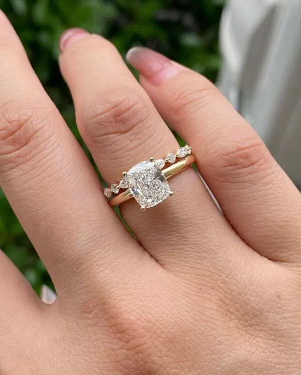 Cushion Solitaire Ring Set