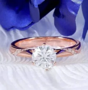 Round Solitaire Engagement Ring