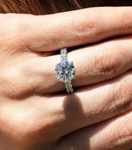 Round Solitaire Wedding Ring