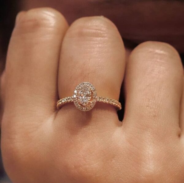 Oval Party Wear Ring