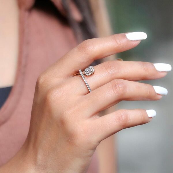Unique 2.50Ct White Baguette Cut Halo Party Wear Ring | Best Gift For Women - Image 2