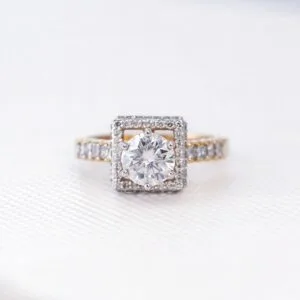 Round Solitaire Wedding Ring