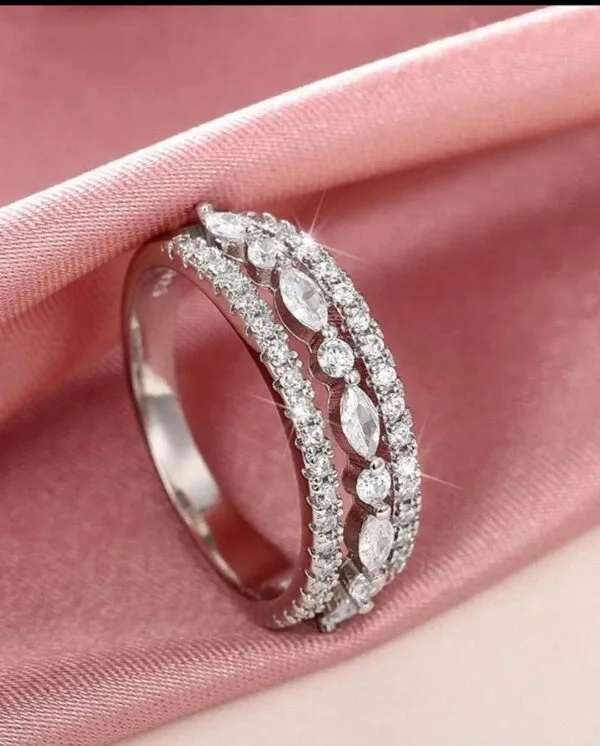 Round Marquise Band Ring
