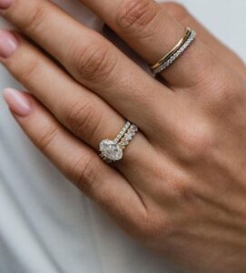Oval Solitaire Ring Set