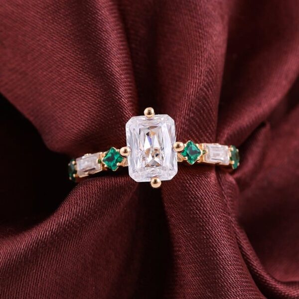 Fancy 2.8Ct White Radiant Cut Solitaire Perfect Anniversary Gift Ring For Wife | Special Occasion Ring - Image 3