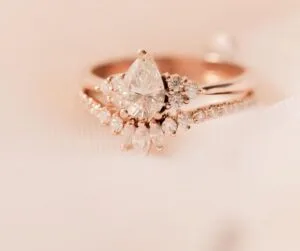 Pear Wedding Ring Set