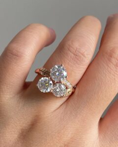 Round Three Stone Ring