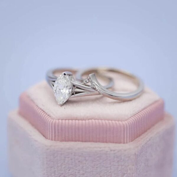 Marquise Proposal Ring Set