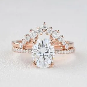 Oval Engagement Ring Set