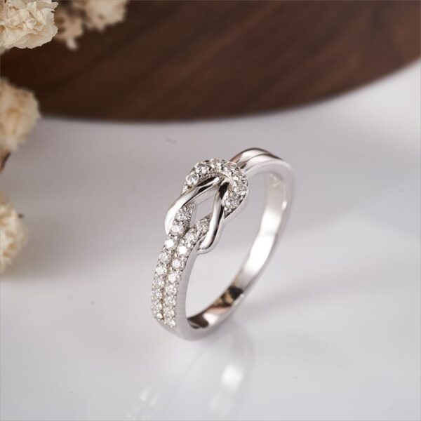 Round Prong Wedding Band