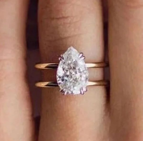 Pear Solitaire Engagement Ring
