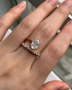 Oval Party Wear Ring