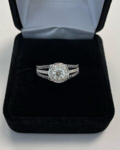 Round Halo Wedding Ring