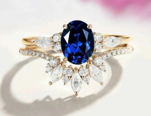 Oval Solitaire Ring Set