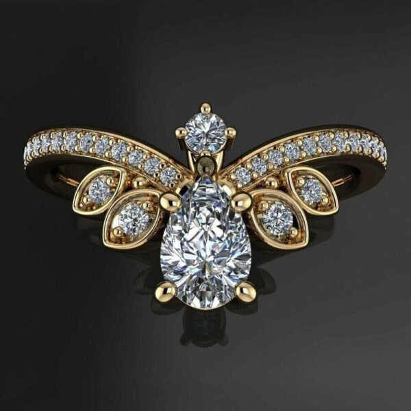 Pear Solitaire Engagement Ring
