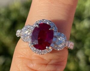 Oval Cut Halo Ring