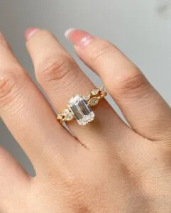 Emerald Solitaire Ring Set