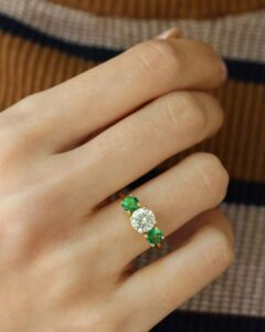 Round Three Stone Ring