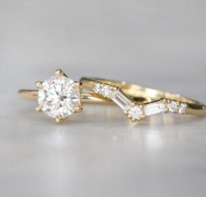 Round Solitaire Ring Set