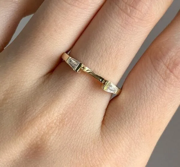 Trapezoid Solitaire Birthday Ring