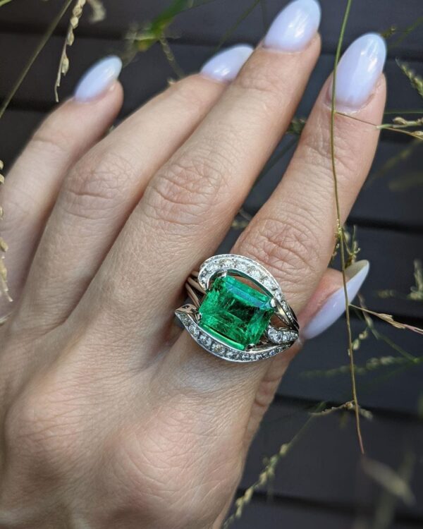 Green Emerald Solitaire Ring