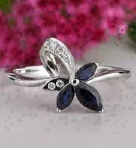 Marquise Solitaire Proposal Ring