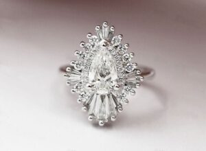 Pear Party Wear Ring