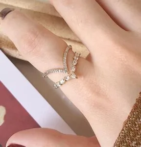 Round and Pear Band