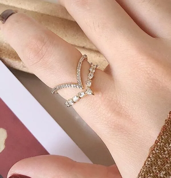Round and Pear Band
