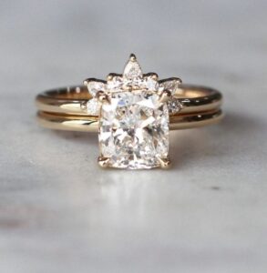 White Cushion Ring Set