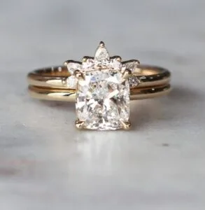 White Cushion Ring Set