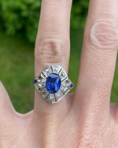 Oval Halo Wedding Ring