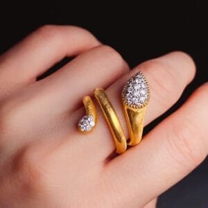 Round Cut Cluster Band