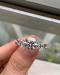 Trendy 2.50Ct White Round Cut Solitaire Best Engagement Ring For Fiancée | Designer Ring