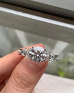 Trendy 2.50Ct White Round Cut Solitaire Best Engagement Ring For Fiancée | Designer Ring