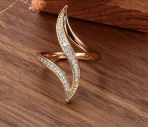 Round Party Wear Ring
