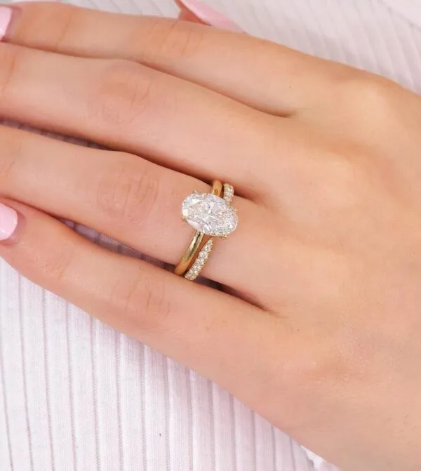 White Oval Ring Set